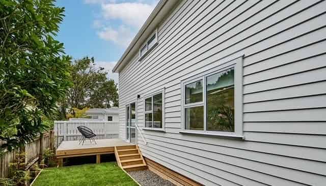 59a  Larsen Crescent, Tawa