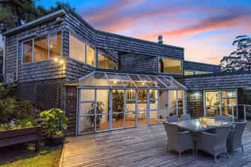 2 St Marys Place, Onerahi