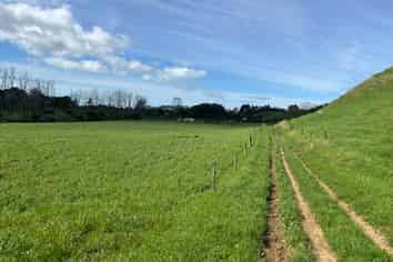 0pp/379 Corbett Road, Lepperton