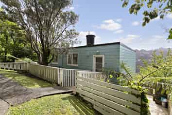 16 Rutland Way, Wadestown