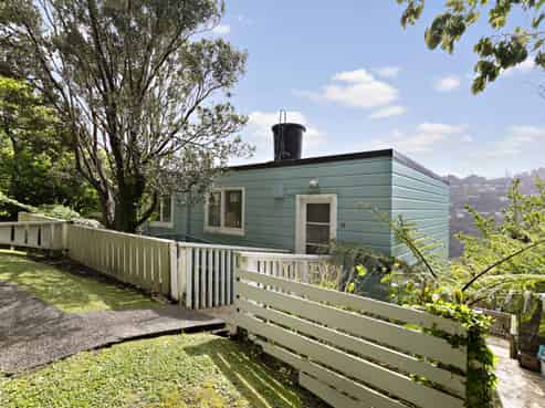 16 Rutland Way, Wadestown