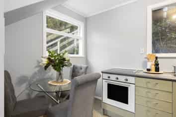 16 Rutland Way, Wadestown
