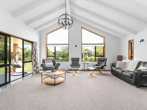 71 Lynch Road, Levels