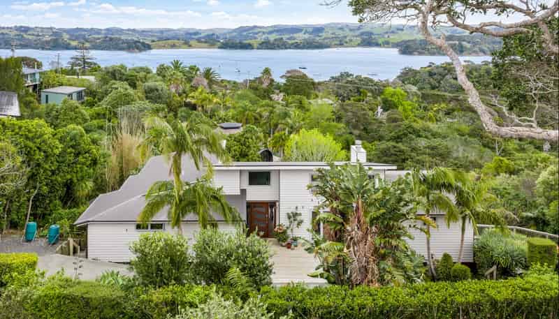 89 Ridge Road, Mahurangi East