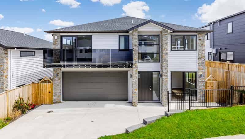 27 Hauhake Road, Flat Bush