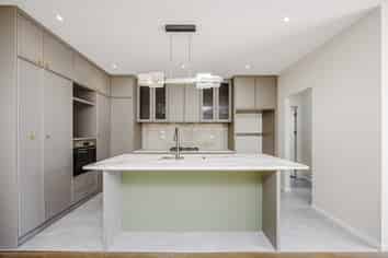27 Hauhake Road, Flat Bush