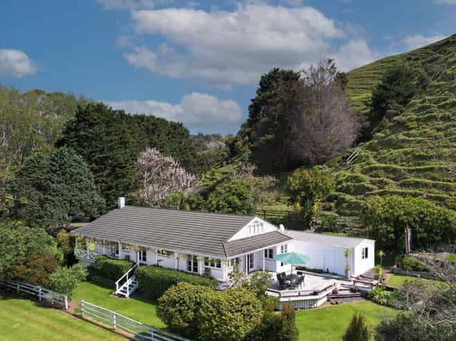 69 Mahinepua Road, Kaeo