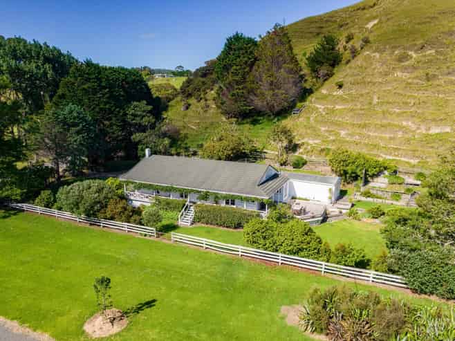 69 Mahinepua Road, Kaeo