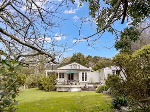 69 Mahinepua Road, Kaeo