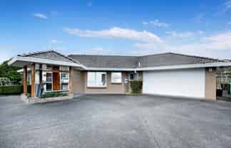 5 Ayrshire Place, Somerville