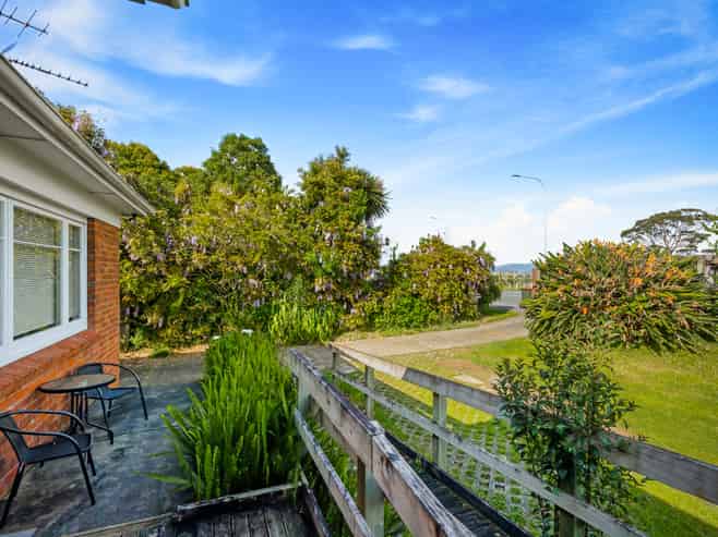 1614 Great North Road, Waterview