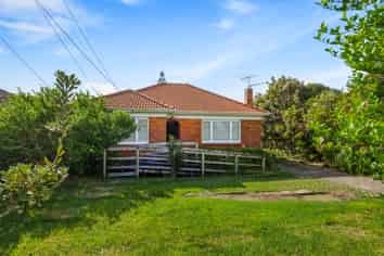 1614 Great North Road, Waterview