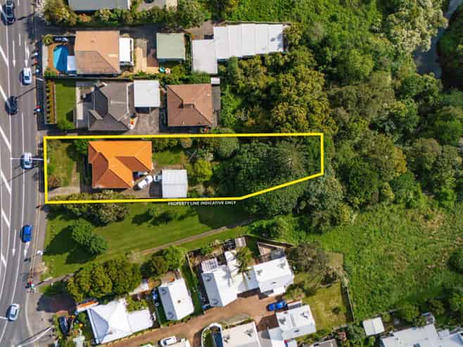 1614 Great North Road, Waterview