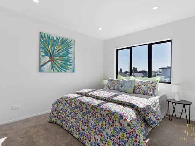 77B Cargill Street, Papakura
