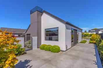 3 Amberite Place, Harewood