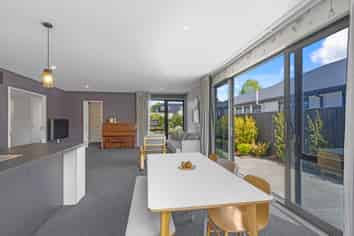3 Amberite Place, Harewood