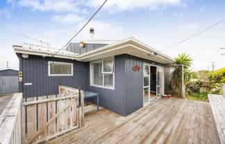 79 Nash Parade, Foxton Beach