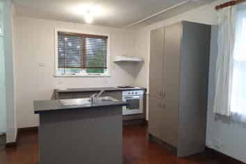 78 Pikarere Street, Titahi Bay