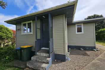 78 Pikarere Street, Titahi Bay