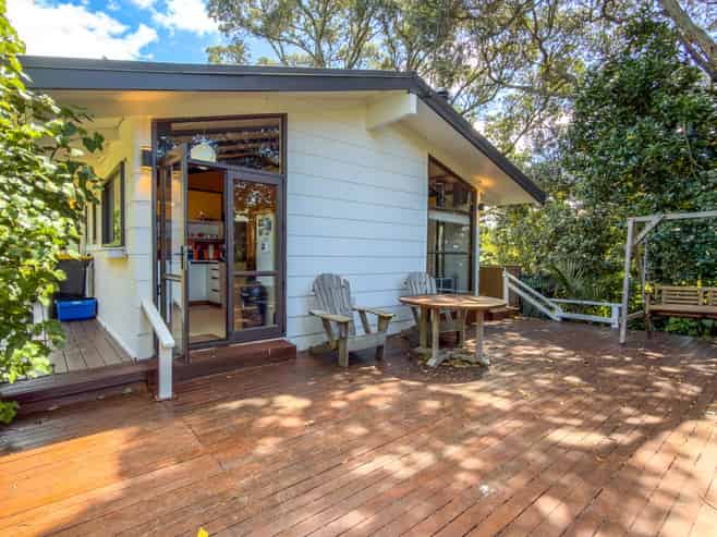 86 Kon Tiki Road, Whiritoa