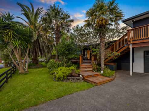 18 Awhiorangi Promenade, Swanson