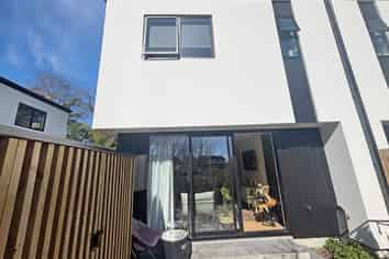 6/41 Horseshoe Lake Road, Shirley