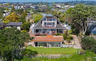 6 Cliff Road, Torbay