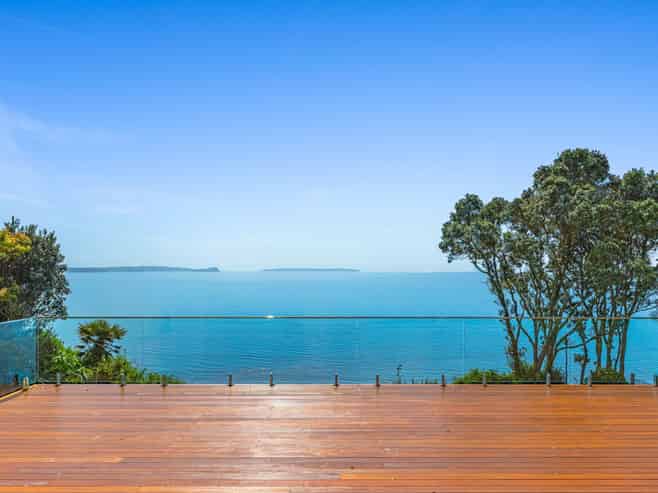 6 Cliff Road, Torbay