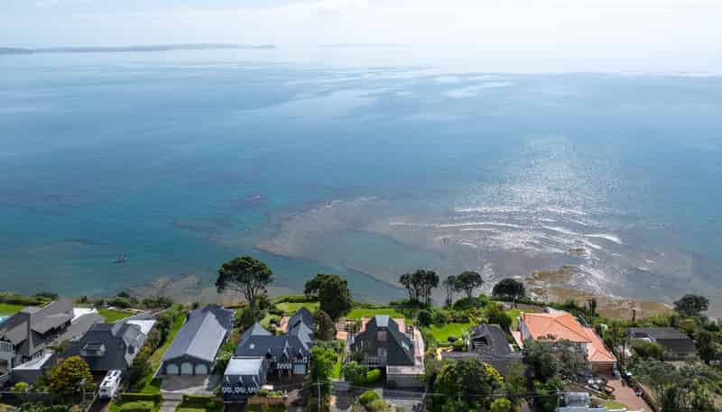 6 Cliff Road, Torbay