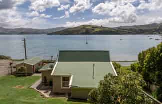 257 Beach Road, Akaroa
