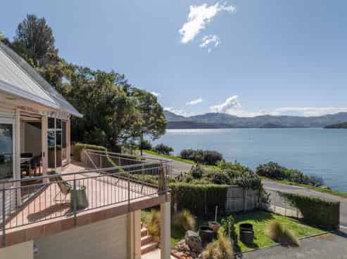 259 Beach Road, Akaroa