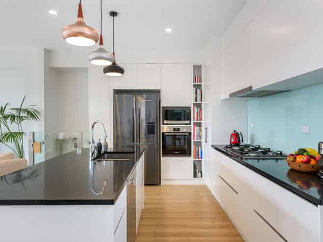 12 Moki Place, Long Bay