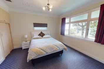 8 Guy Avenue, Takaro