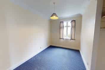 8 Guy Avenue, Takaro