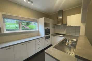 5 Sutter Street, Seaview