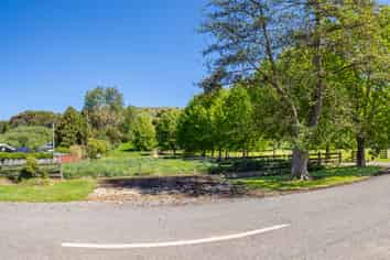 9 Wainui Valley Road, Wainui