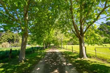 9 Wainui Valley Road, Wainui