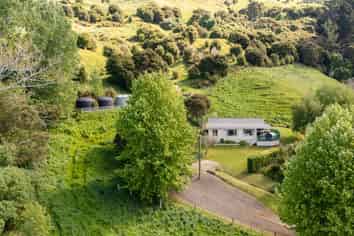 9 Wainui Valley Road, Wainui