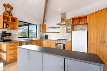 915 Waikare Road, Waerenga