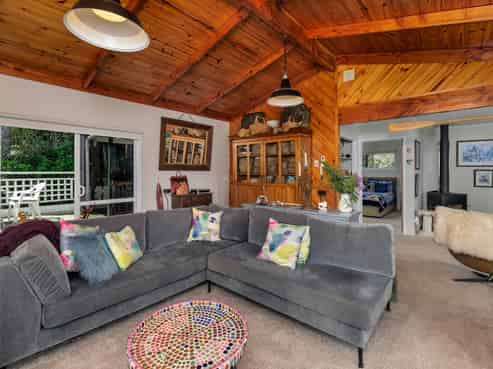 76 Manning Street, Rawene