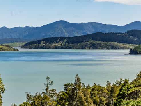 76 Manning Street, Rawene