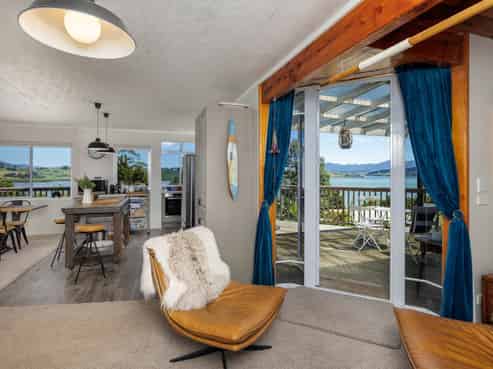 76 Manning Street, Rawene