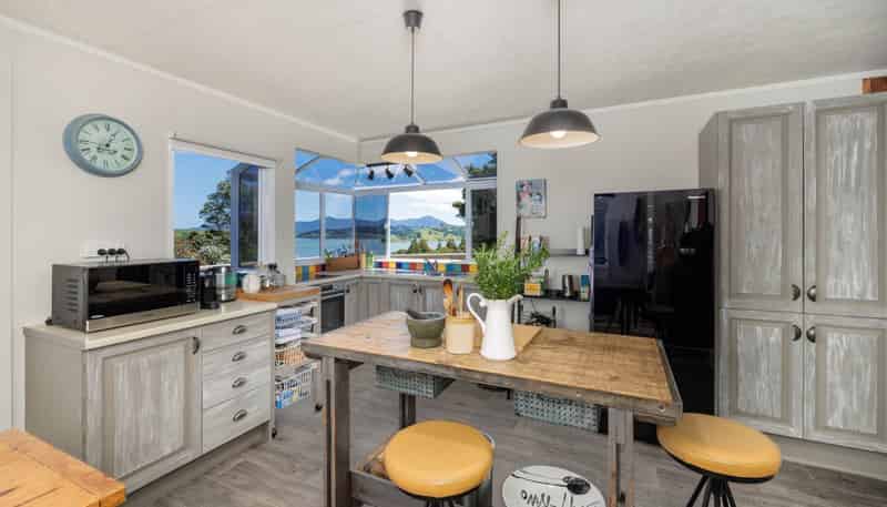 76 Manning Street, Rawene