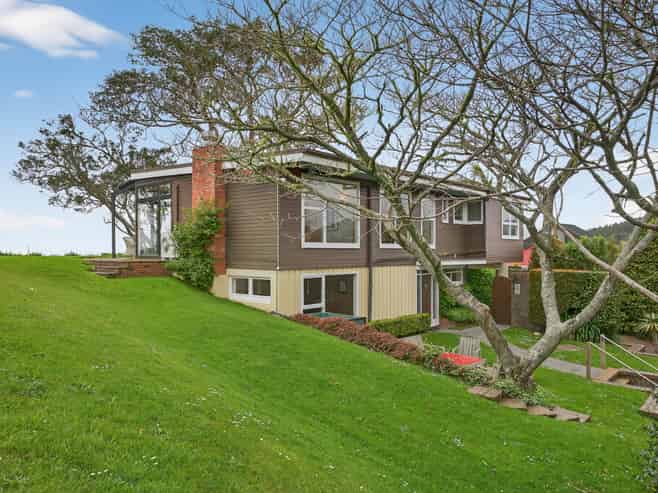 11 and 13 Puketaha Road, Swanson