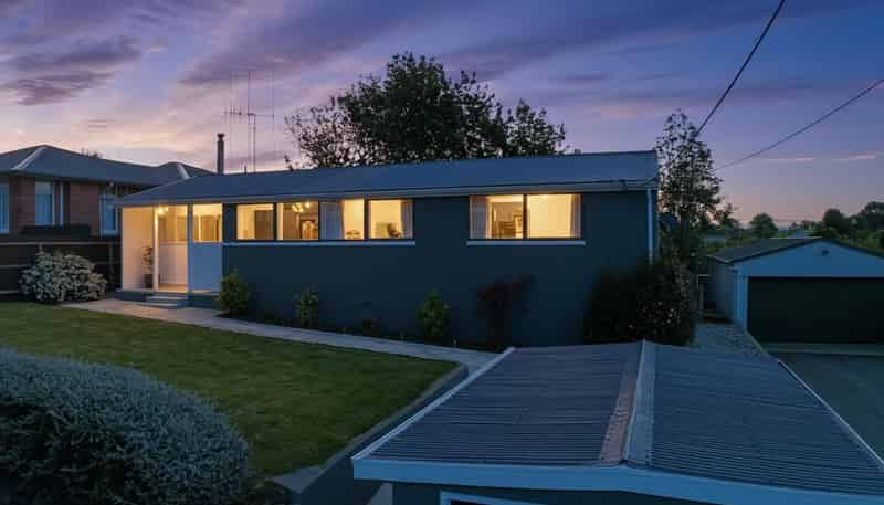 9 Kent Street, Marchwiel