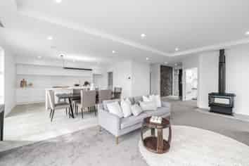 8 Letelle Way, West Melton