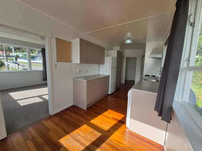 92 Beazley Avenue, Paparangi