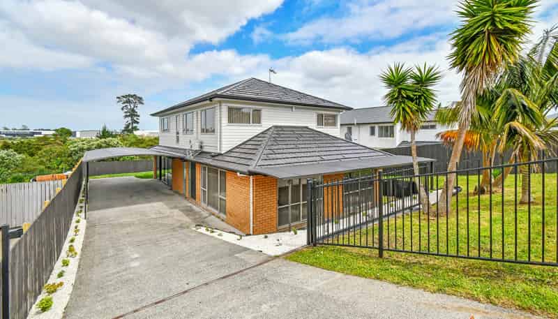 18 Staten Place, Mangere