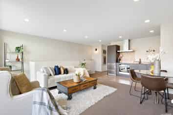 4/1 Gracechurch Drive, Flat Bush