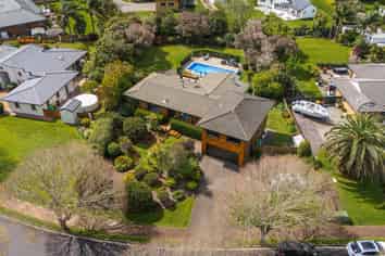 45 Sunny Crescent, Huapai